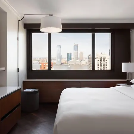 Hotel New York Marriott Downtown